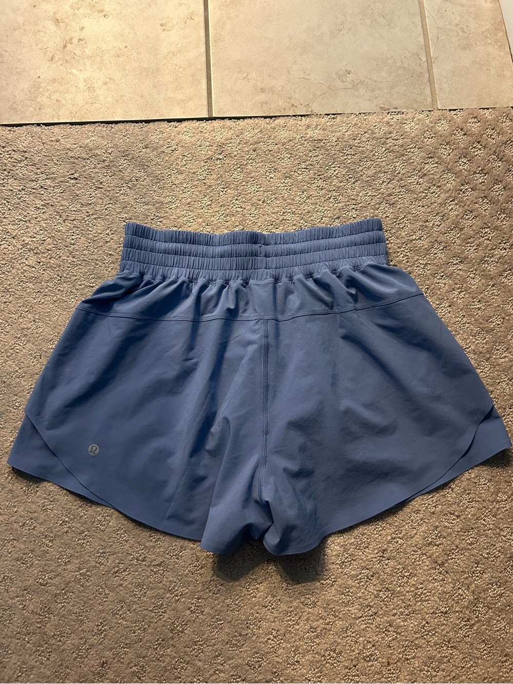 lululemon athletica Women's Prep Blue Shake It Out High Rise Running Short 6
